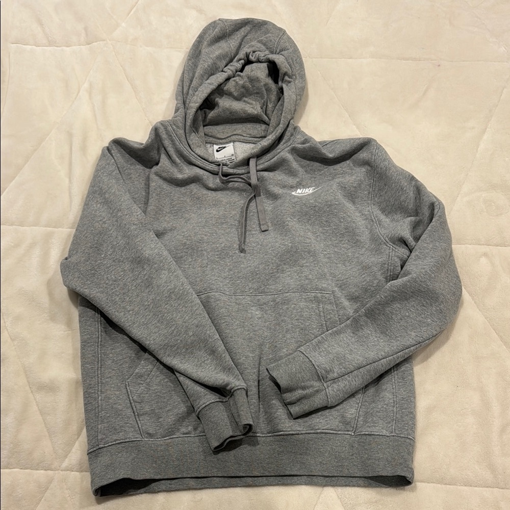 Nike Gray Sweatshirt Classic Pullover Style